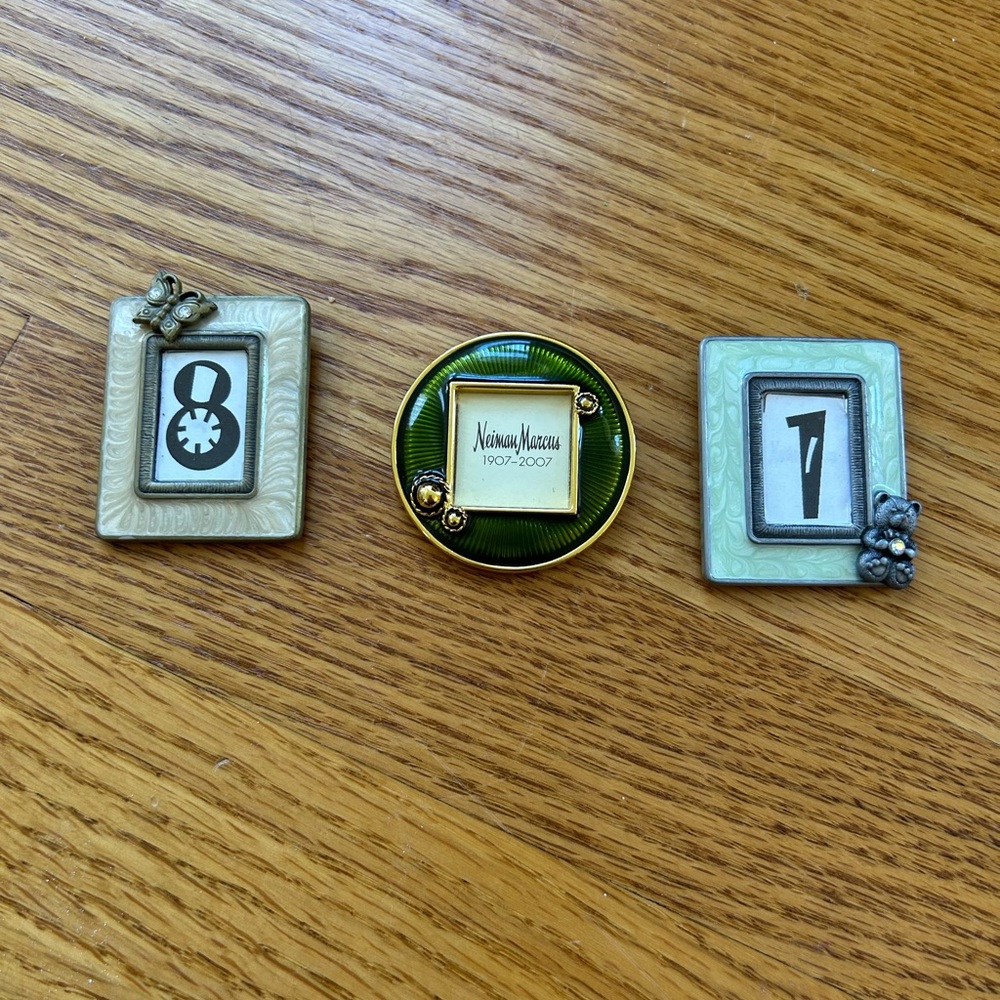 Jay Strongwater Vintage Mini Pictures Frames